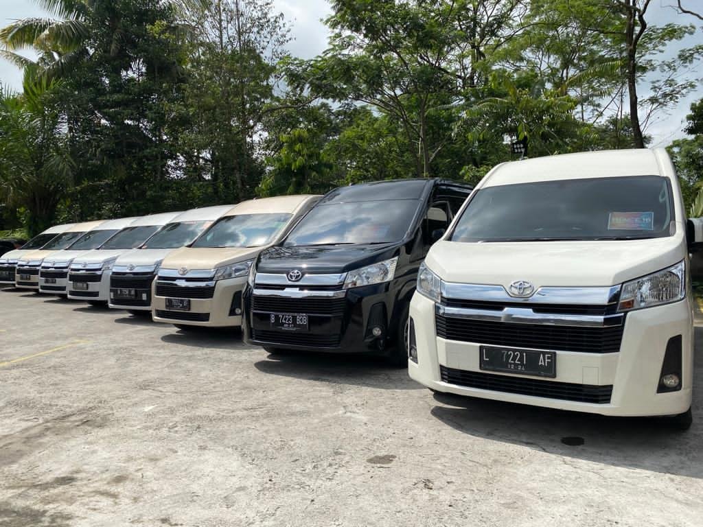 Rental Mobil Semarang Bandara Soekarno Hatta: Solusi Perjalanan yang Nyaman dan Fleksibel